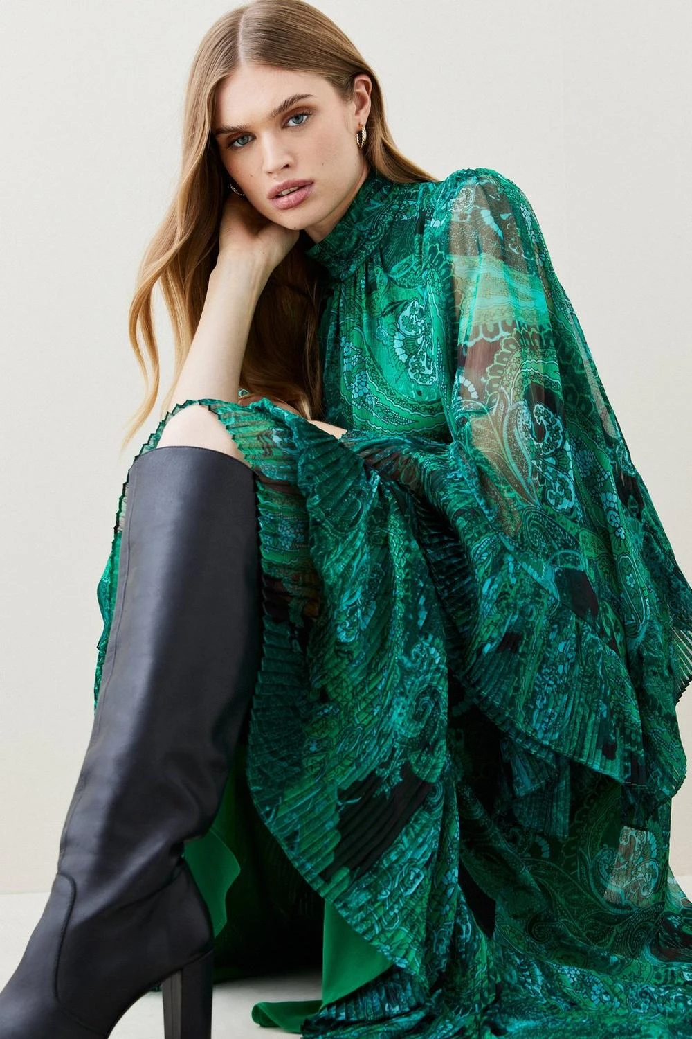 Karen Millen Drama Pleated Crinkle Paisley Woven Midi 8 Karen Millen Drama Pleated Crinkle Paisley Woven Midi - Image 6