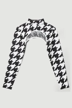 Karen Millen Dogtooth Co-ord Super Crop Knit Top -Clothing General Store mono dogtooth co ord super crop knit top 4