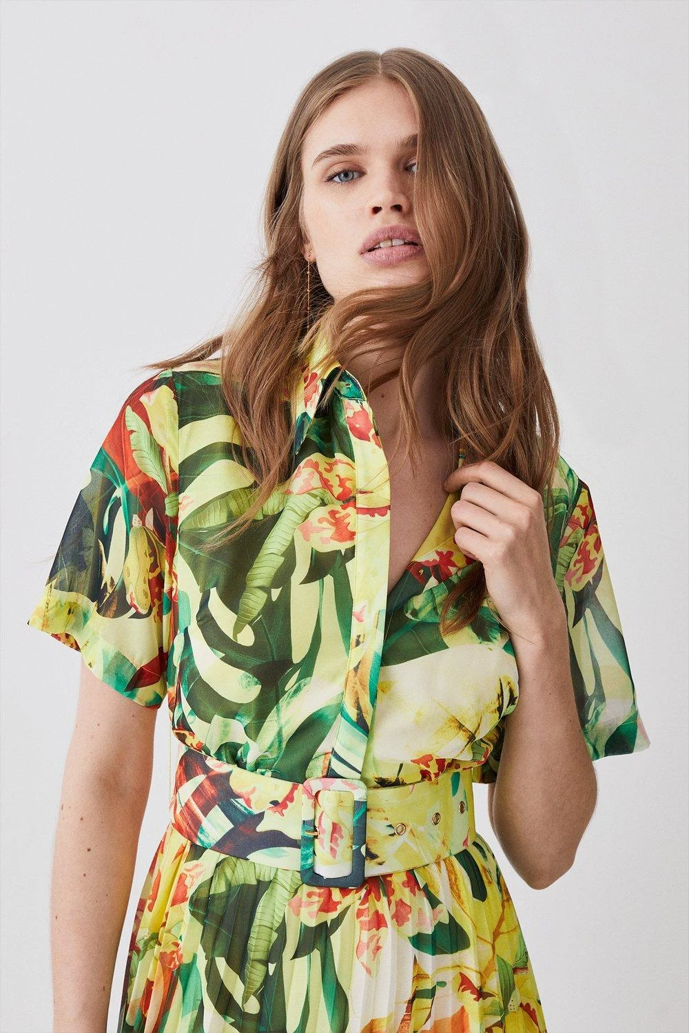 Karen Millen Jungle Print Georgette Pleated Midi Shirt Dress 4 Karen Millen Jungle Print Georgette Pleated Midi Shirt Dress - Image 2